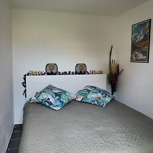 https://appt-cosy-entier-avec-piscine.midi-pyreneeshotels.com
